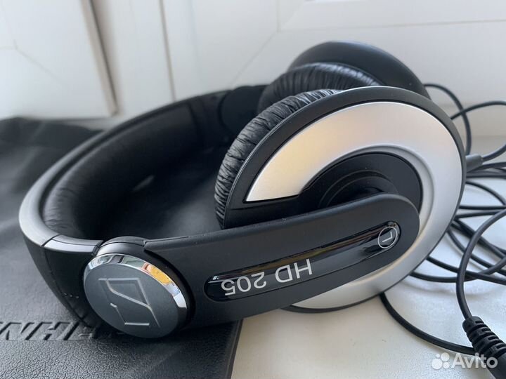 Наушники Sennheiser HD205