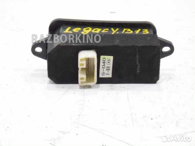 Кнопка стеклоподъемника