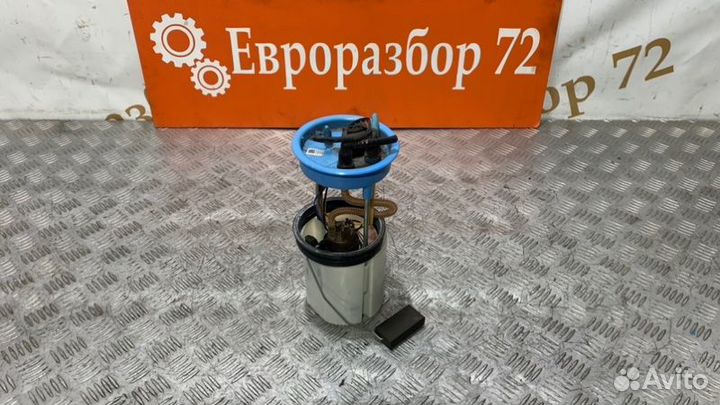 Насос топливный Volkswagen Touran 1T3