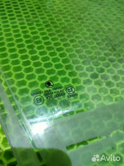 Стекло skoda Octavia tour переднее правое