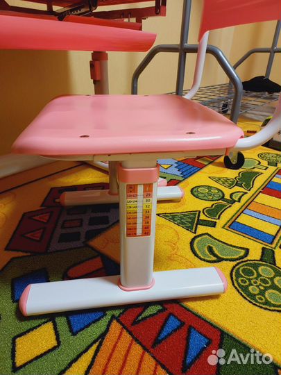 Стол и стул для ребенка
