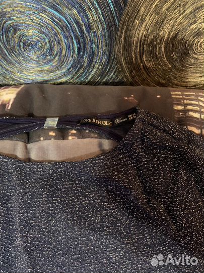 Пакетом вещи женские