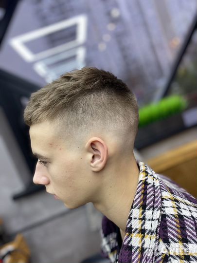 Мужская стрижка модель бесплатно