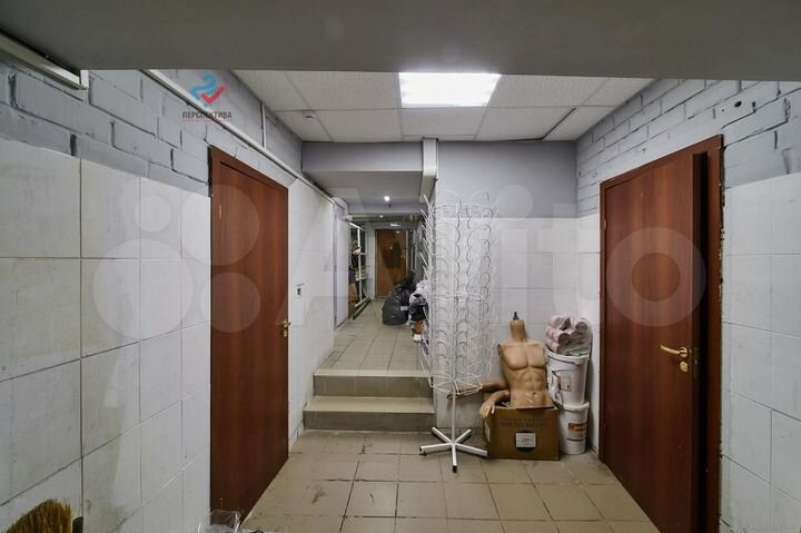 Торговая площадь, Сони Кривой ул., 69