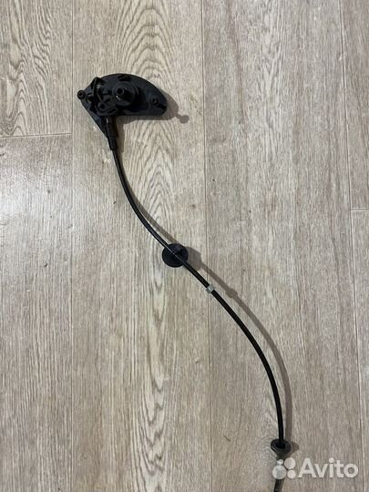 Трос капота Ford Focus 3
