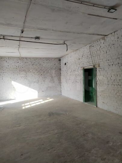 Склад, 500 м² и 200м с пандусом