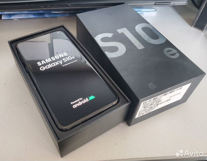 Samsung Galaxy S10e, 6/128 ГБ