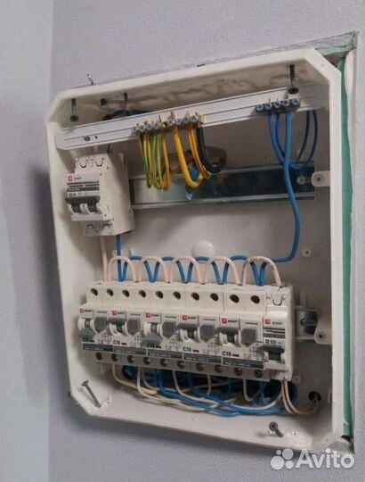 Электрик Сантехник с опытом более 15 лет