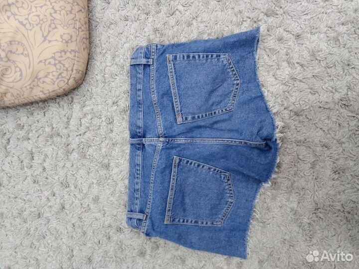 Джинсовые шорты