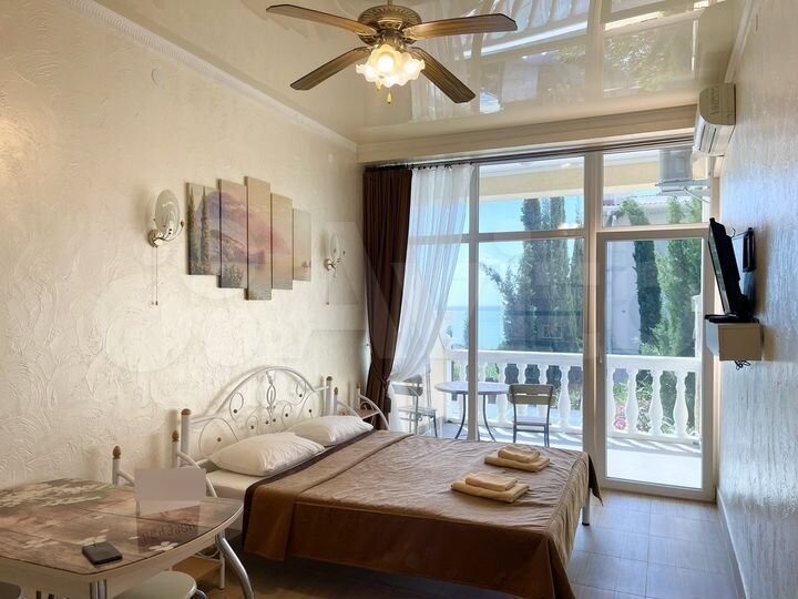 Квартира-студия, 40 м², 3/3 эт.