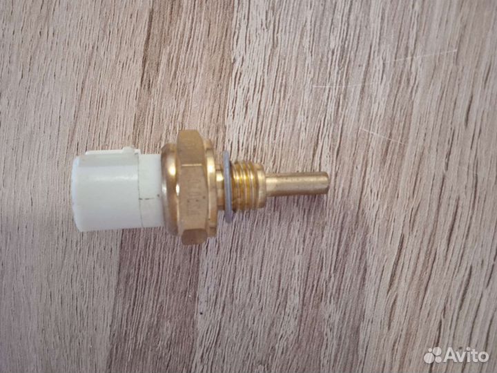 Датчик контроля температуры