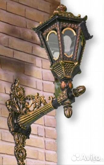 Фонарь уличный настенный