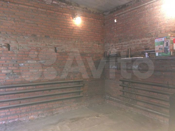 Машиноместо, 18 м²