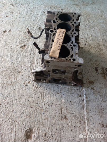 Блок двигателя Vw. Passat B6 2.0 BVY 2005-2010