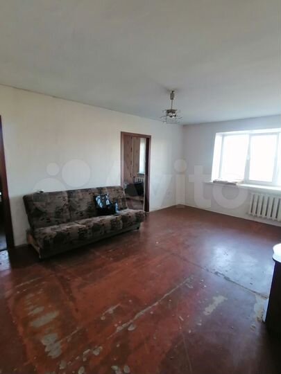 4-к. квартира, 63 м², 2/4 эт.