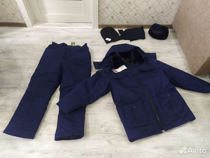 Куртка штаны,шапки