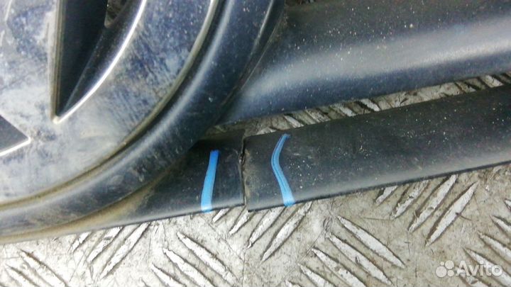 Решетка радиатора на Volkswagen Transporter T5