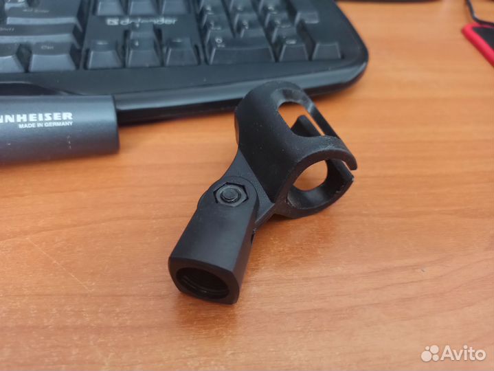 Микрофон Sennheiser e825 s