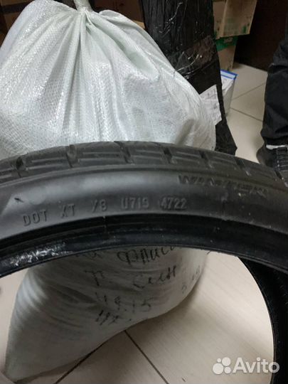 Pirelli Winter Sottozero 3 255/35 R21 и 285/30 R21 100W