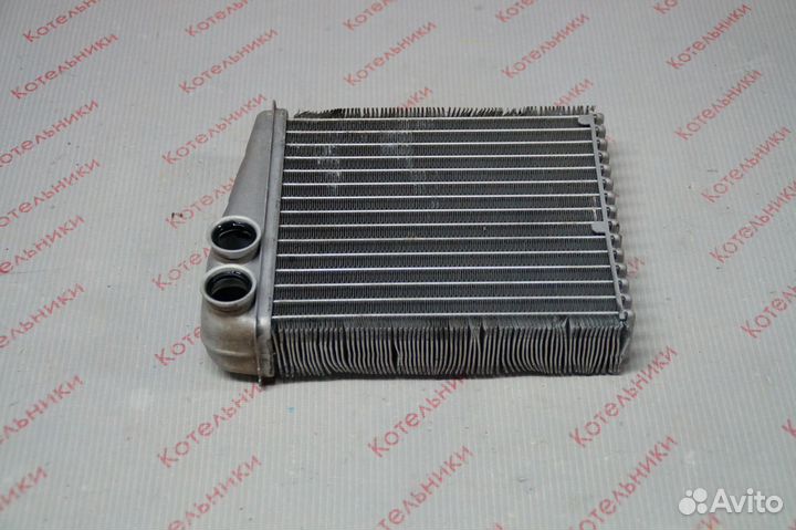 Nissan 27140-AX70A Радиатор отопителя