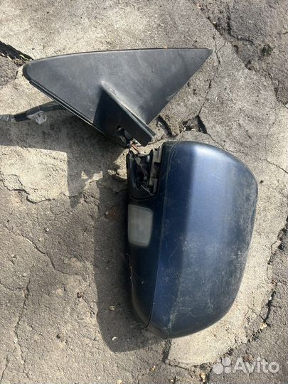 Зеркало заднего вида на Toyota Highlander