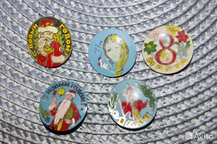 Значки из стекла 8марта, С нг. СССР