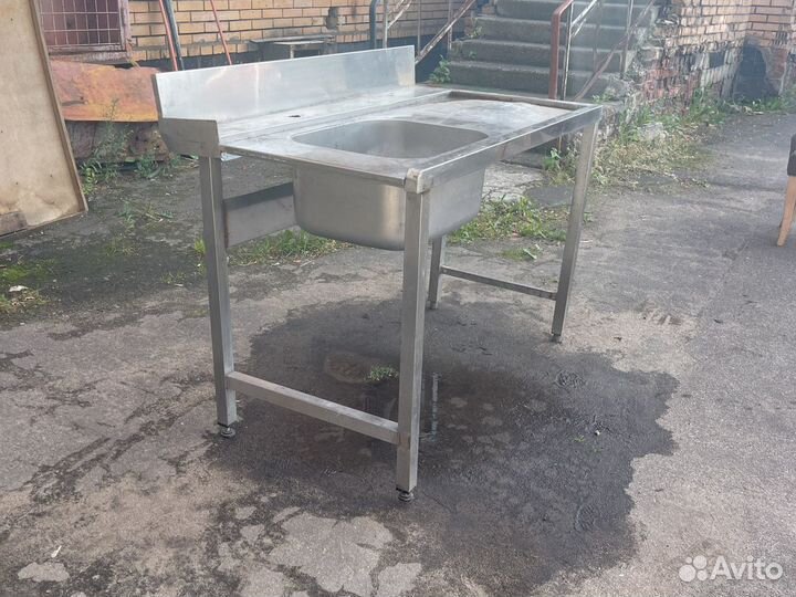 Мойка с рабочей поверхностью