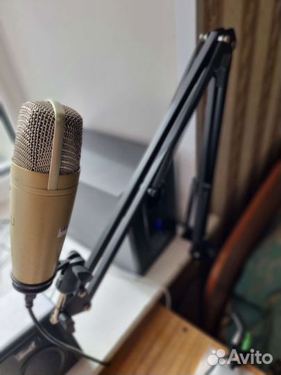 Behringer C-1U USB микрофон