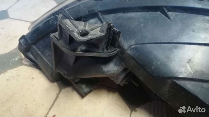 Фара передняя правая Hyundai Solaris2015