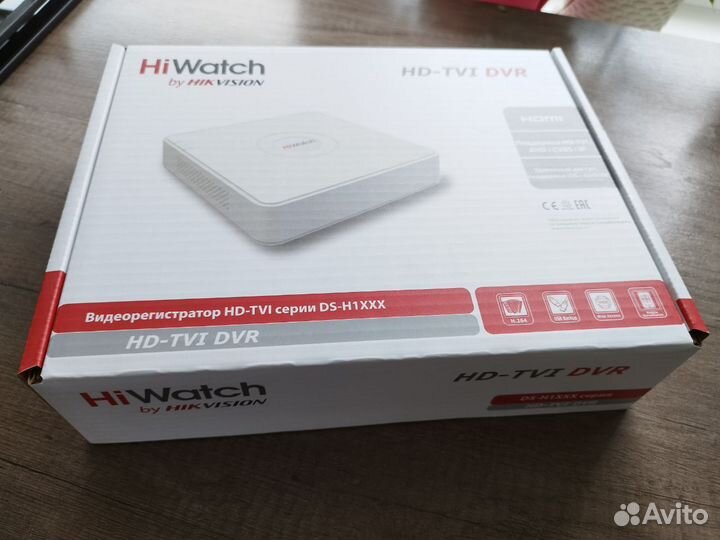 Видеорегистратор Hiwatch DS-H108G