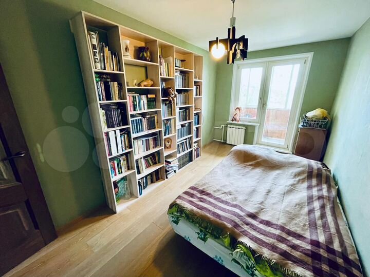 9-к. квартира, 60 м², 6/9 эт.