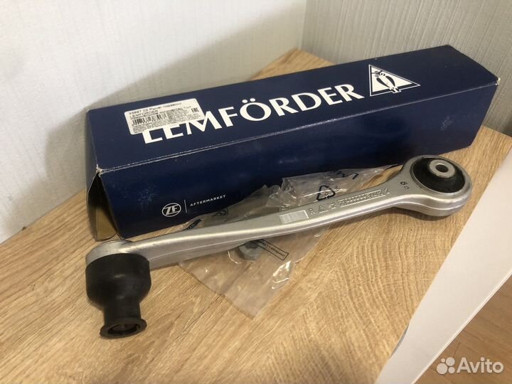 Рычаг передий верхний справа lemforder 3389702