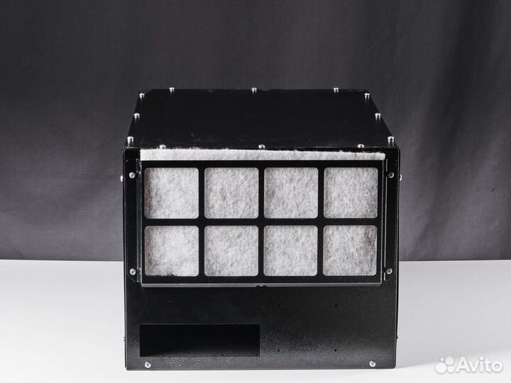 Корпус для майнинга на 4 большие видеокарты