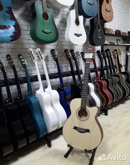 Акустическая гитара