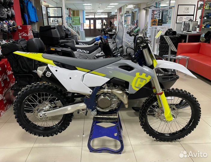 Мотоцикл Husqvarna FC 450 2024 в наличии