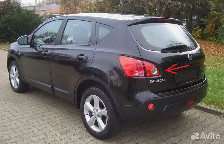 Фонарь левый внутренний Nissan Qashqai 2006-09