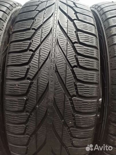 Nokian Tyres Hakkapeliitta R2 SUV 245/50 R20