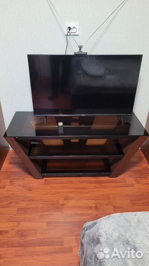 Тумба под телевизор