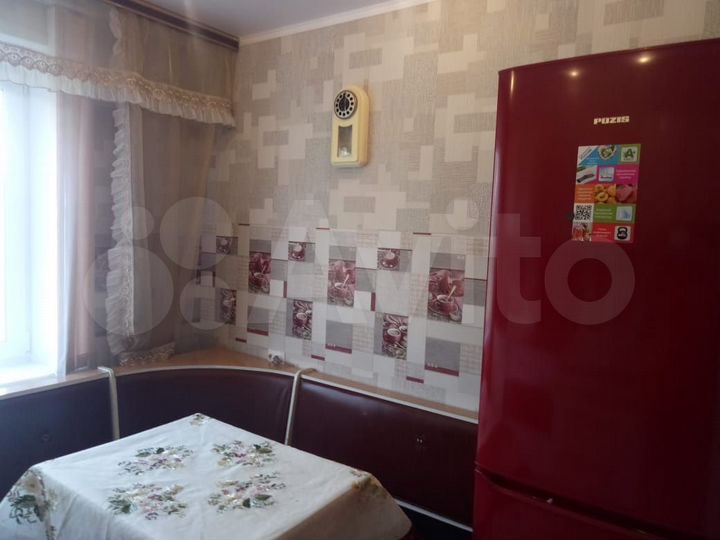 2-к. квартира, 54 м², 1/9 эт.