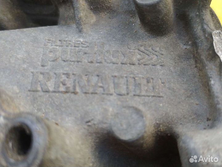 Корпус масляного фильтра теплообменник Renault Mas