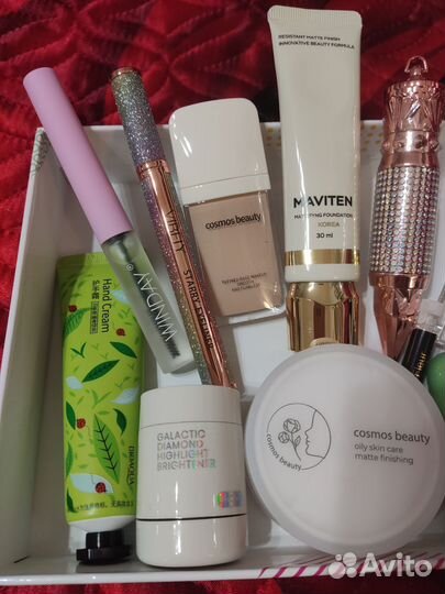 Набор косметики пакетом новый