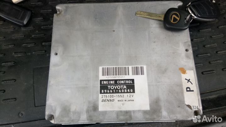 Блок управления двигателя 89661-60B40