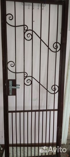 Металлическая дверь бу