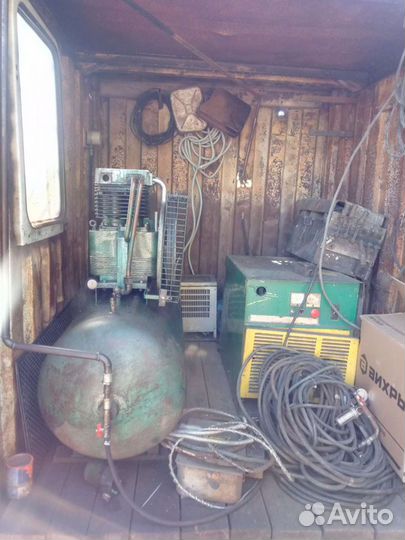 Компрессор воздушный бу и сварочник вдм 1001