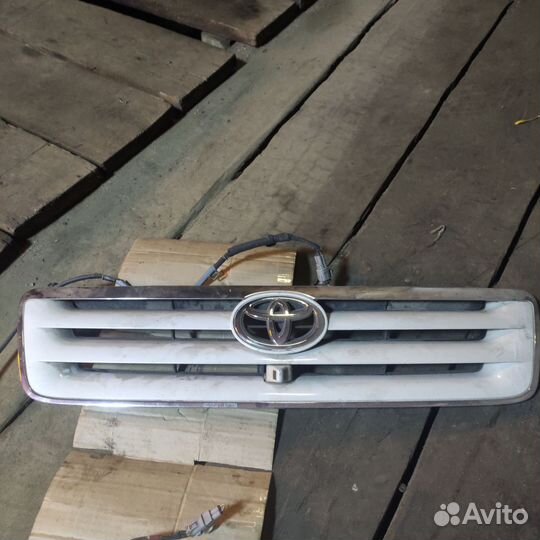 Решётка радиатора ипсум 21 кузов