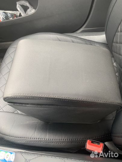 Подлокотник Solaris, Tiguan, spectra, Jetta 6