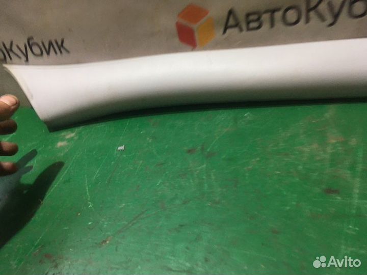 Накладка на стойку кузова передняя правая Лада