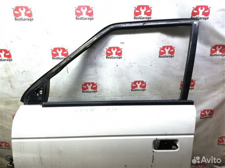 Дверь передняя левая Mazda Mpv LV5W G5-E 1995