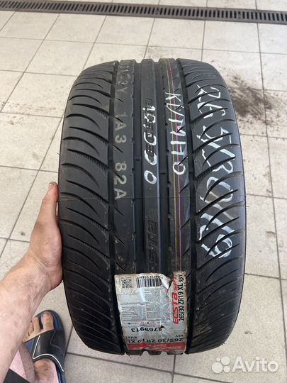 Kumho Ecsta SPT KU31 265/30 R19 93Y