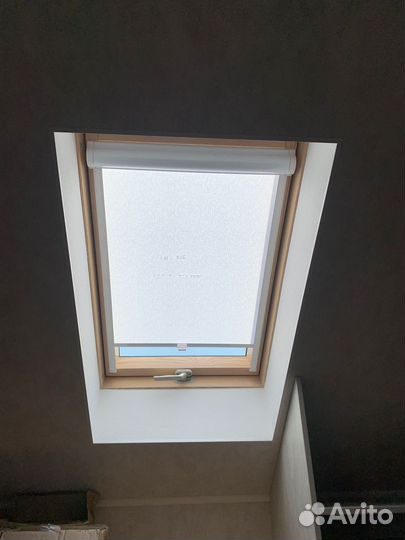 Жалюзи на мансардные окна